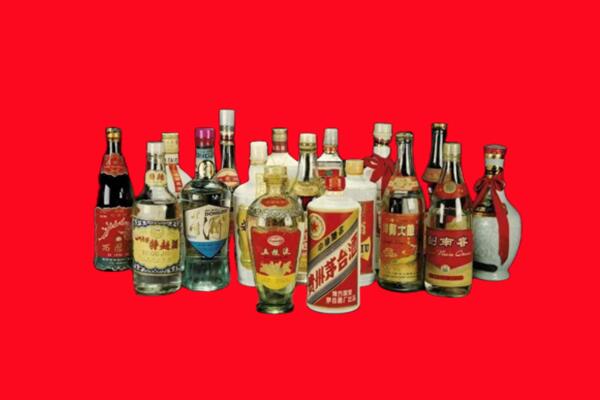 承德区回收十八老酒.jpg
